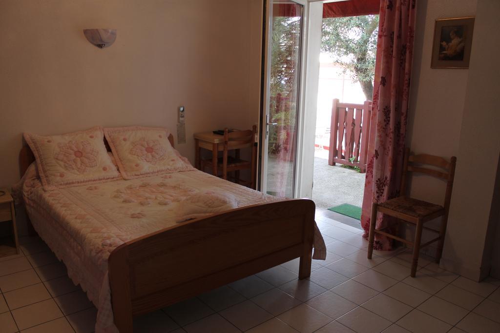Hotel De La Pomme De Pin Vieux-Boucau-les-Bains Esterno foto